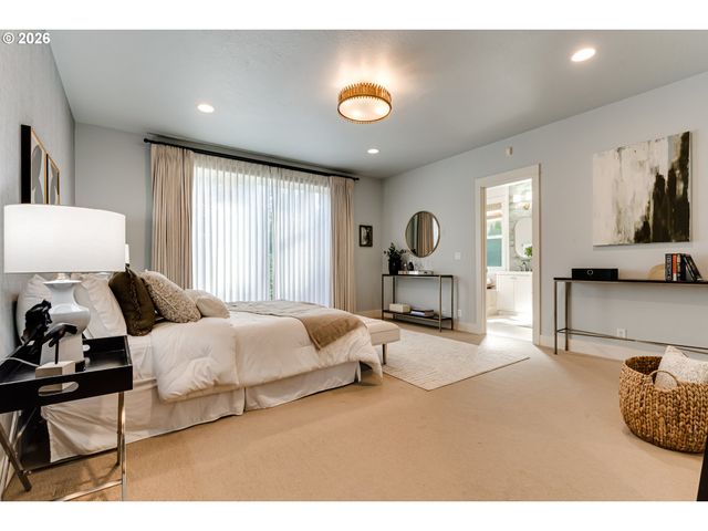 2280 TURNBERRY Ct, Eugene, OR 97401