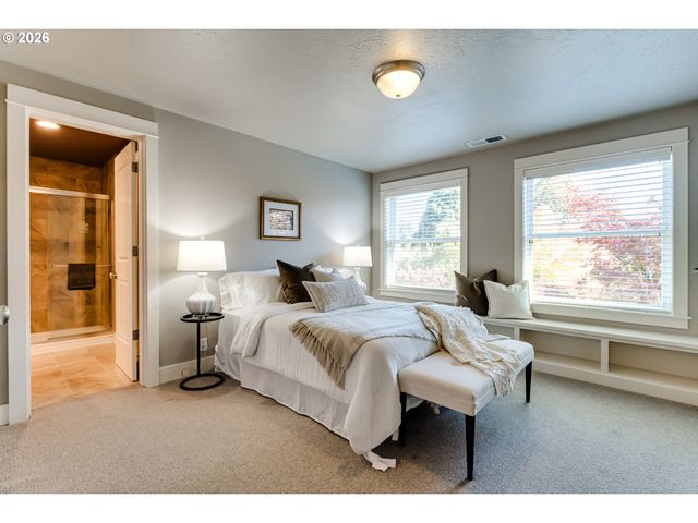 2280 TURNBERRY Ct, Eugene, OR 97401