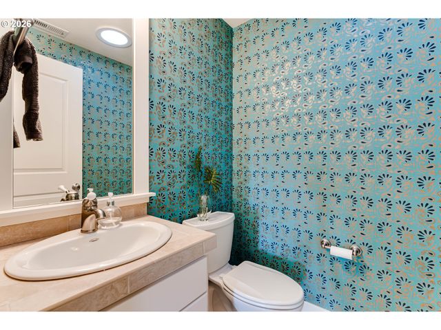 2280 TURNBERRY Ct, Eugene, OR 97401