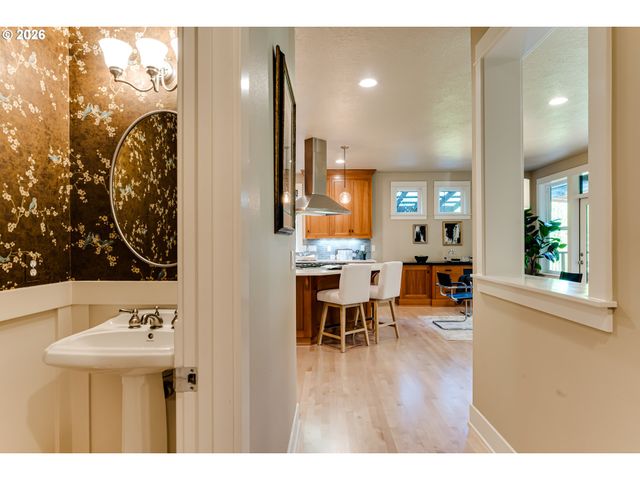 2280 TURNBERRY Ct, Eugene, OR 97401