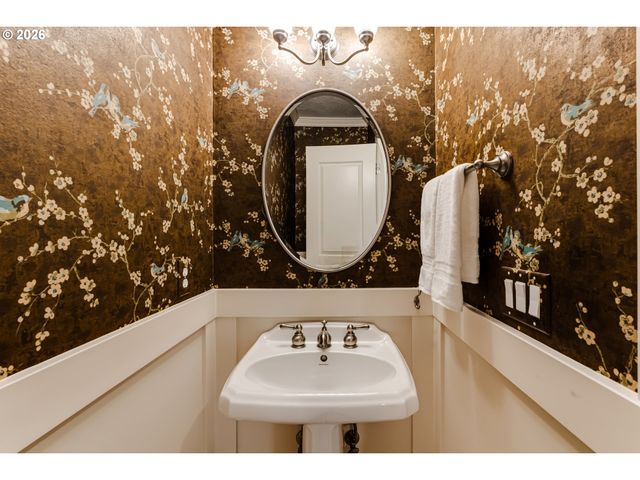 2280 TURNBERRY Ct, Eugene, OR 97401