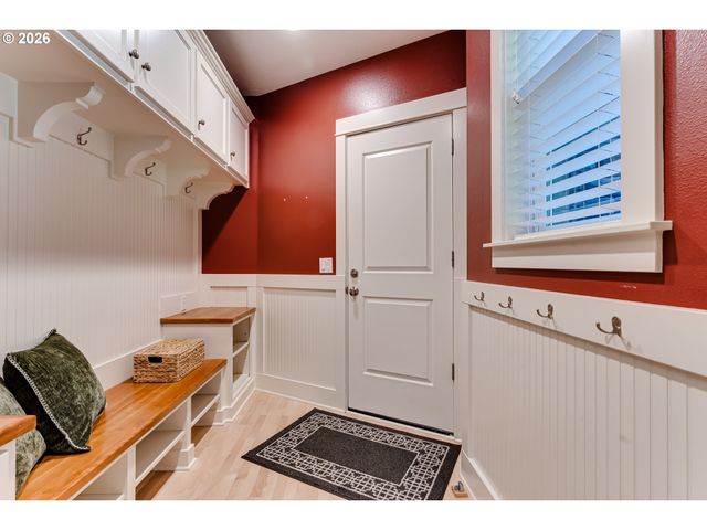 2280 TURNBERRY Ct, Eugene, OR 97401