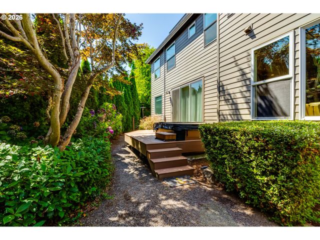 2280 TURNBERRY Ct, Eugene, OR 97401