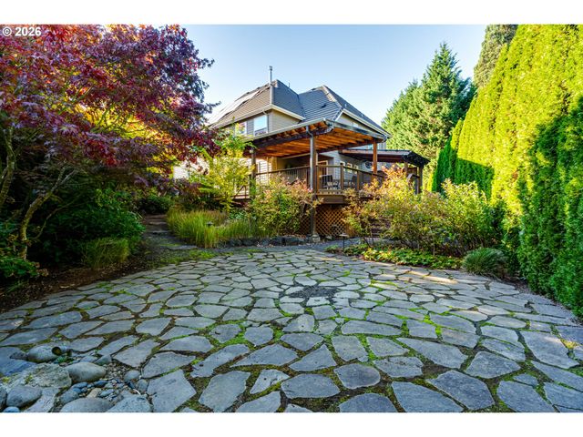 2280 TURNBERRY Ct, Eugene, OR 97401