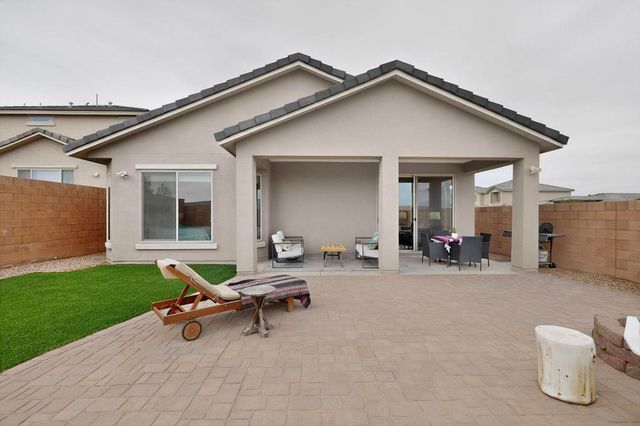 3131 Farragut Street NE, Rio Rancho, NM 87144