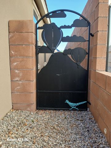 3131 Farragut Street NE, Rio Rancho, NM 87144