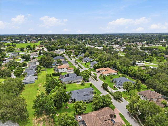 2564 DELPHI WOODS CIRCLE, Lakeland, FL 33812
