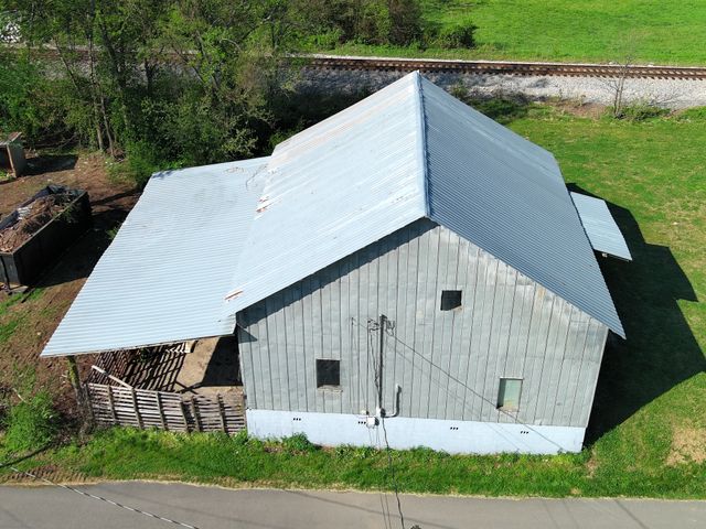 104 Hinkle Hill St, E, Bell Buckle, TN 37020