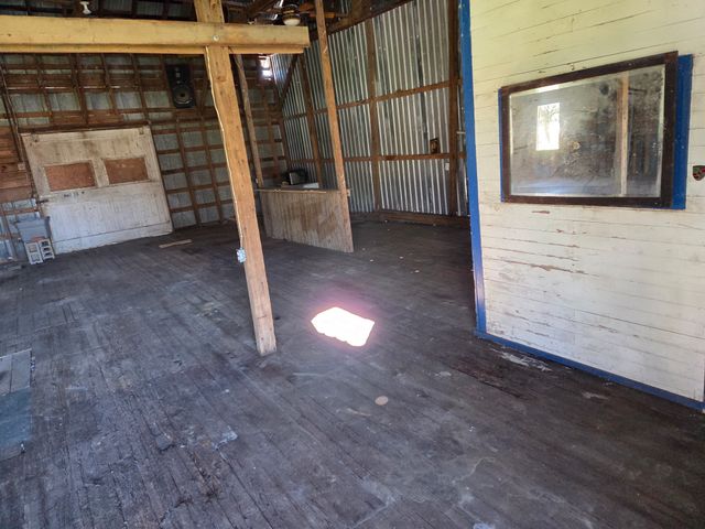 104 Hinkle Hill St, E, Bell Buckle, TN 37020