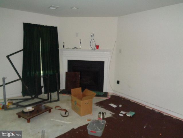 61 OLD CEDARBROOK RD, Wyncote, PA 19095