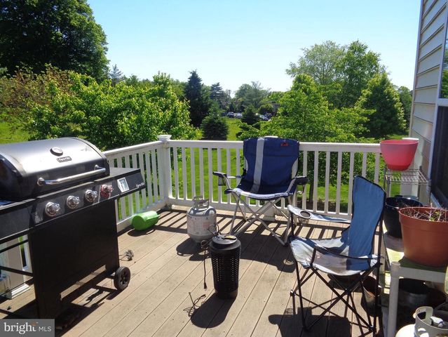 61 OLD CEDARBROOK RD, Wyncote, PA 19095
