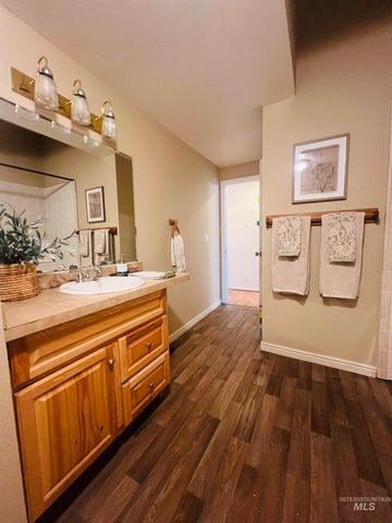 8763 W Austin St., Garden City, ID 83714