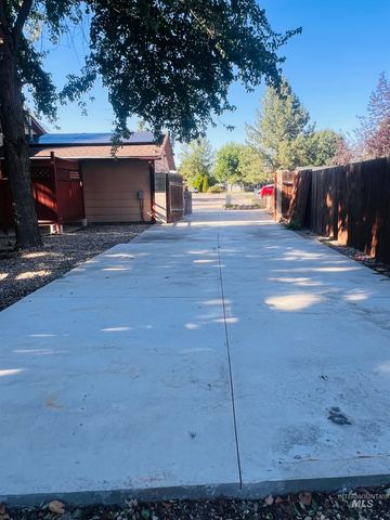 8763 W Austin St., Garden City, ID 83714