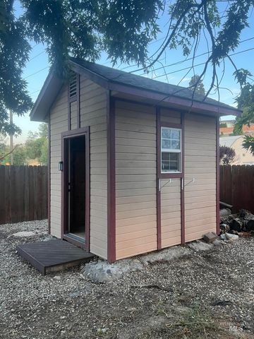8763 W Austin St., Garden City, ID 83714
