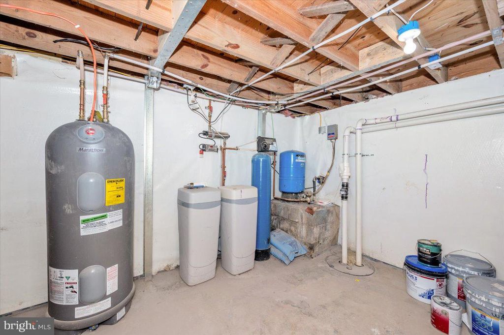 Image 64 of property listing at 9932 KELLY RD, Walkersville, MD 21793