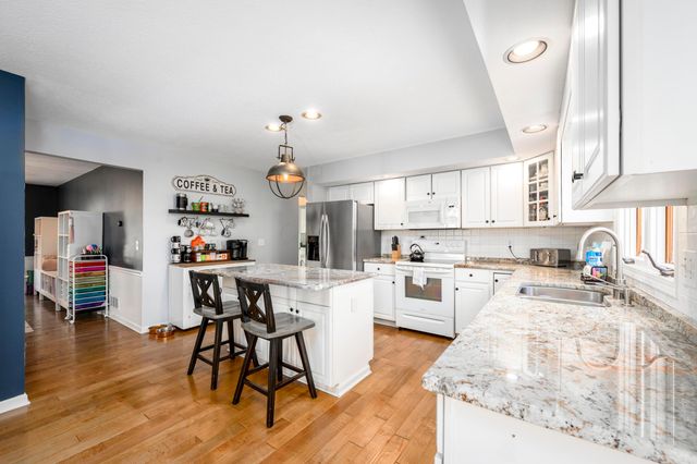 1062 Fishermans Drive, Westerville, OH 43082