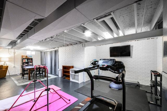 1062 Fishermans Drive, Westerville, OH 43082