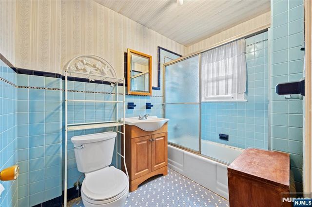 78 Floyd Avenue, Bloomfield, NJ 07003