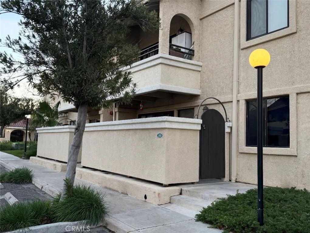 18808 Mandan 313, Canyon Country, CA 91351