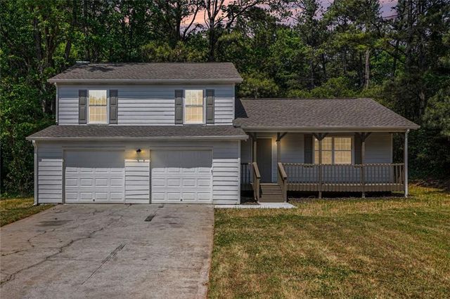 20 Woodside Court, Mcdonough, GA 30253