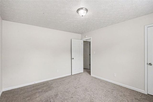 20 Woodside Court, Mcdonough, GA 30253
