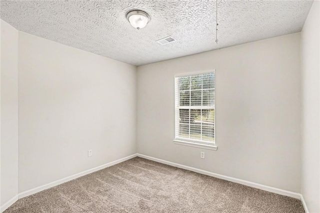 20 Woodside Court, Mcdonough, GA 30253