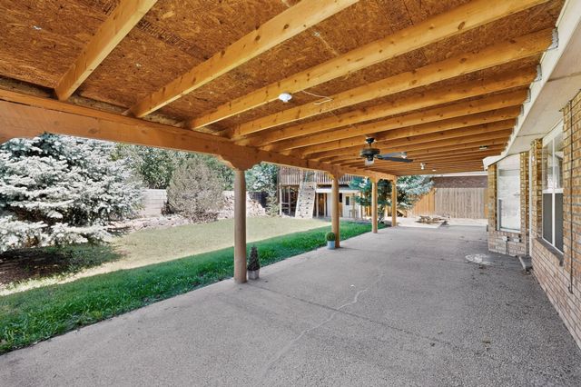19 Pinon Avenue, Los Lunas, NM 87031