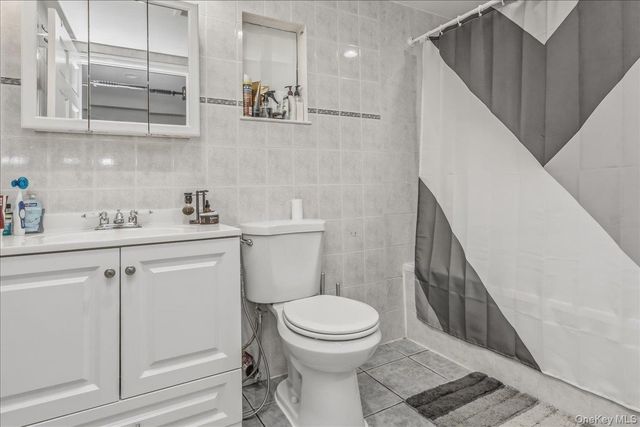 3158 Rawlins Avenue, Bronx, NY 10465