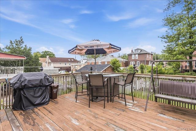 3158 Rawlins Avenue, Bronx, NY 10465