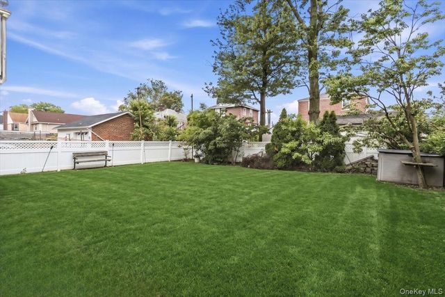 3158 Rawlins Avenue, Bronx, NY 10465