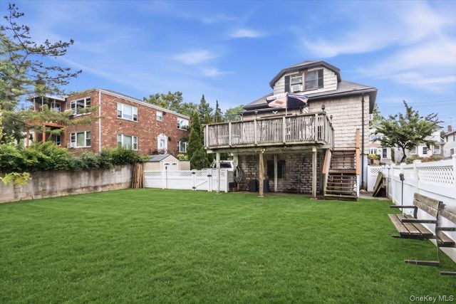 3158 Rawlins Avenue, Bronx, NY 10465