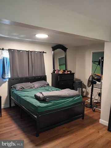 380 GARDEN AVE, Camden, NJ 08105