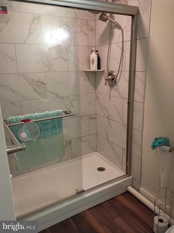 380 GARDEN AVE, Camden, NJ 08105