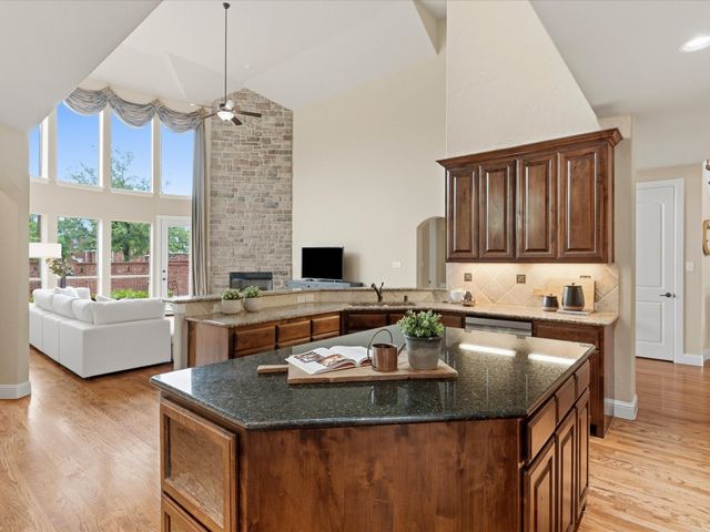 1109 Anchor Terrace, Irving, TX 75063