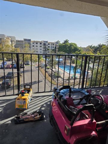 6195 Rock Island Rd 409, Tamarac, FL 33319