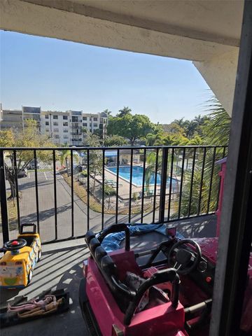 6195 Rock Island Rd 409, Tamarac, FL 33319