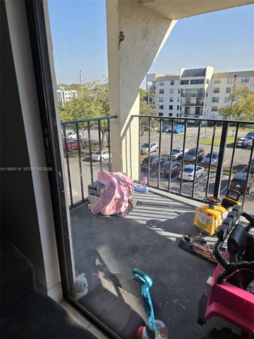 6195 Rock Island Rd 409, Tamarac, FL 33319