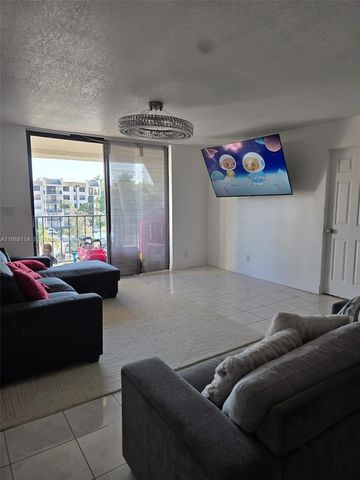 6195 Rock Island Rd 409, Tamarac, FL 33319