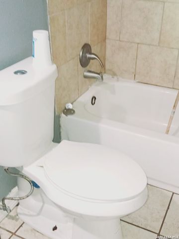 2513 Quintana, San Antonio, TX 78211