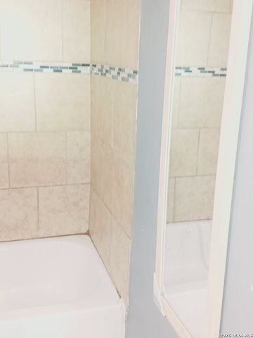 2513 Quintana, San Antonio, TX 78211