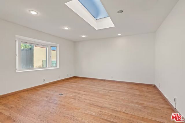 2951 Lincoln Boulevard, Santa Monica, CA 90405