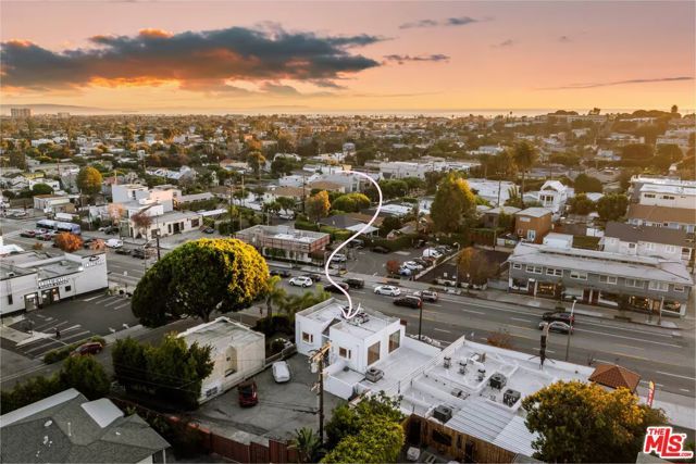 2951 Lincoln Boulevard, Santa Monica, CA 90405