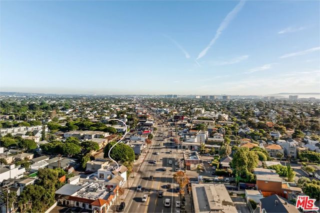 2951 Lincoln Boulevard, Santa Monica, CA 90405