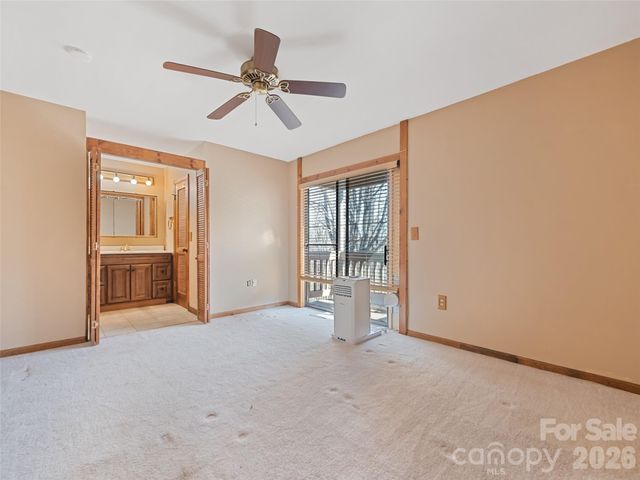 37 George Circle, Maggie Valley, NC 28751