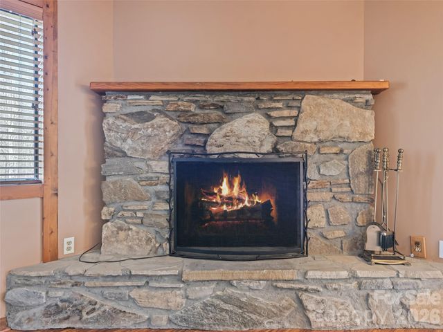 37 George Circle, Maggie Valley, NC 28751