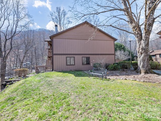 37 George Circle, Maggie Valley, NC 28751