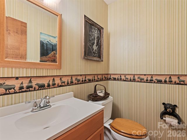 37 George Circle, Maggie Valley, NC 28751