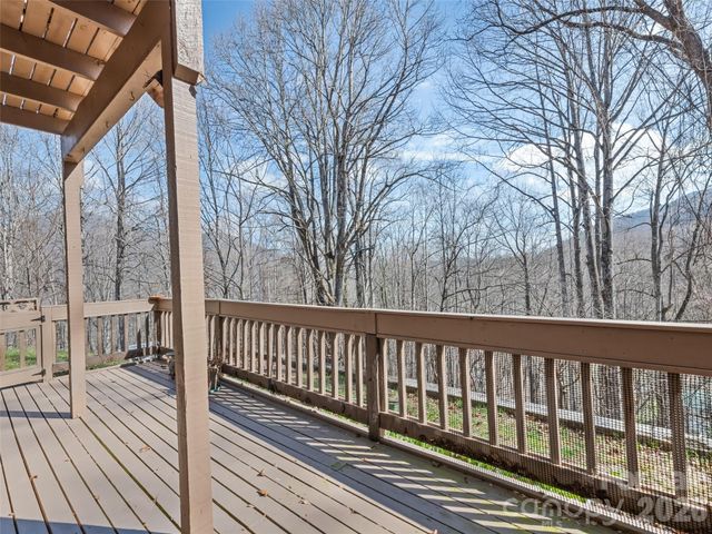 37 George Circle, Maggie Valley, NC 28751