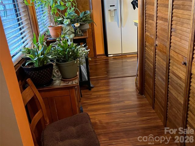 37 George Circle, Maggie Valley, NC 28751