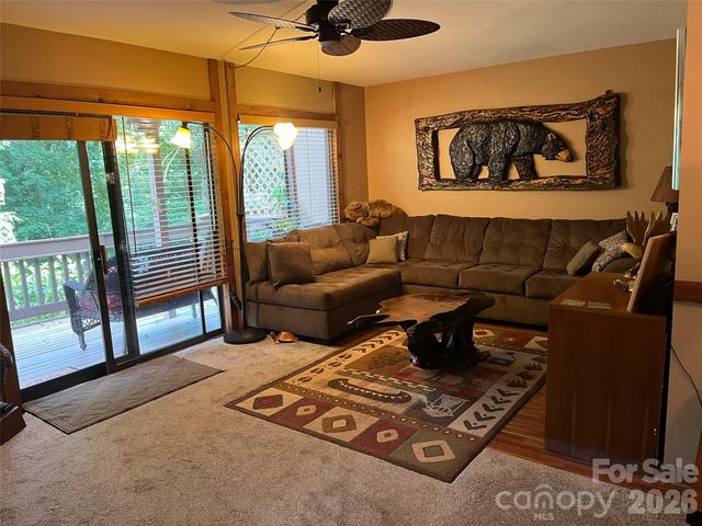 37 George Circle, Maggie Valley, NC 28751